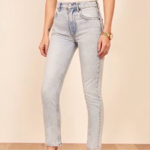 Reformation Denim - Reformation Jeans Julia High Cigarette jeans in Powell Wash